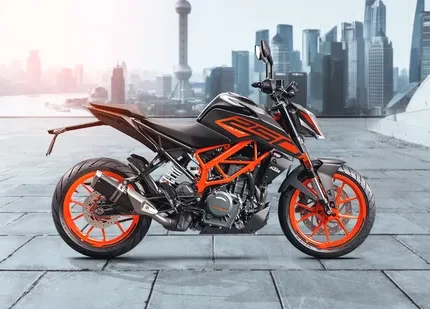 KTM 250 Duke: Agile & Sporty | BestGaddi.com