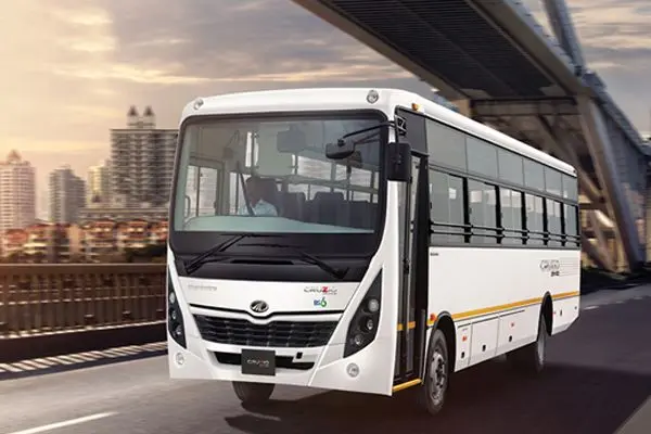 Mahindra Cruzio Grande Staff Bus 4880 BS6