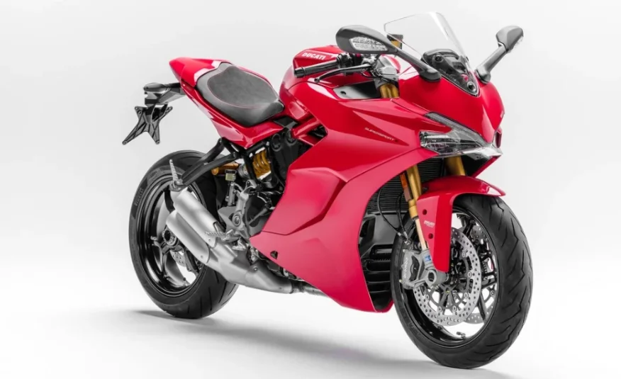 Ducati SuperSport 950: Ducati's Racing Icon | BestGaddi.com