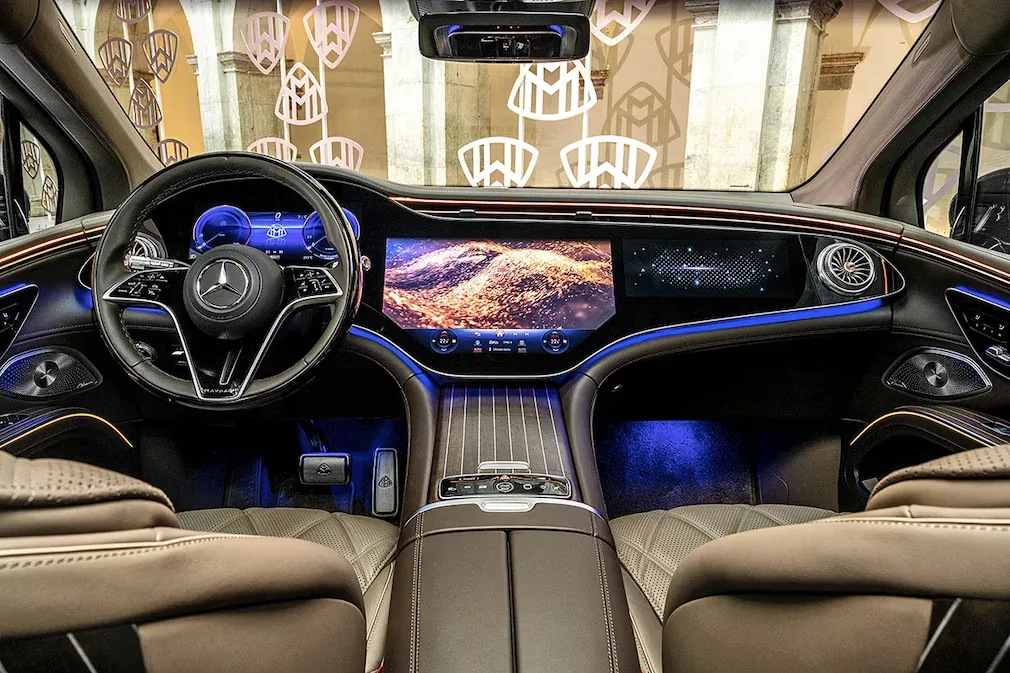 Mercedes-Maybach-EQS-680-SUV-interior