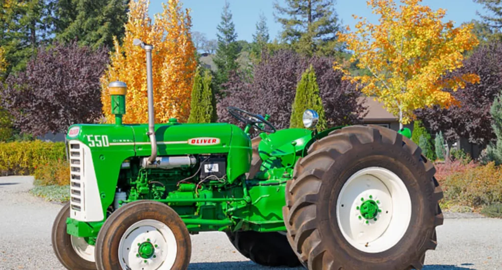 1959 Oliver 550 tractor nos