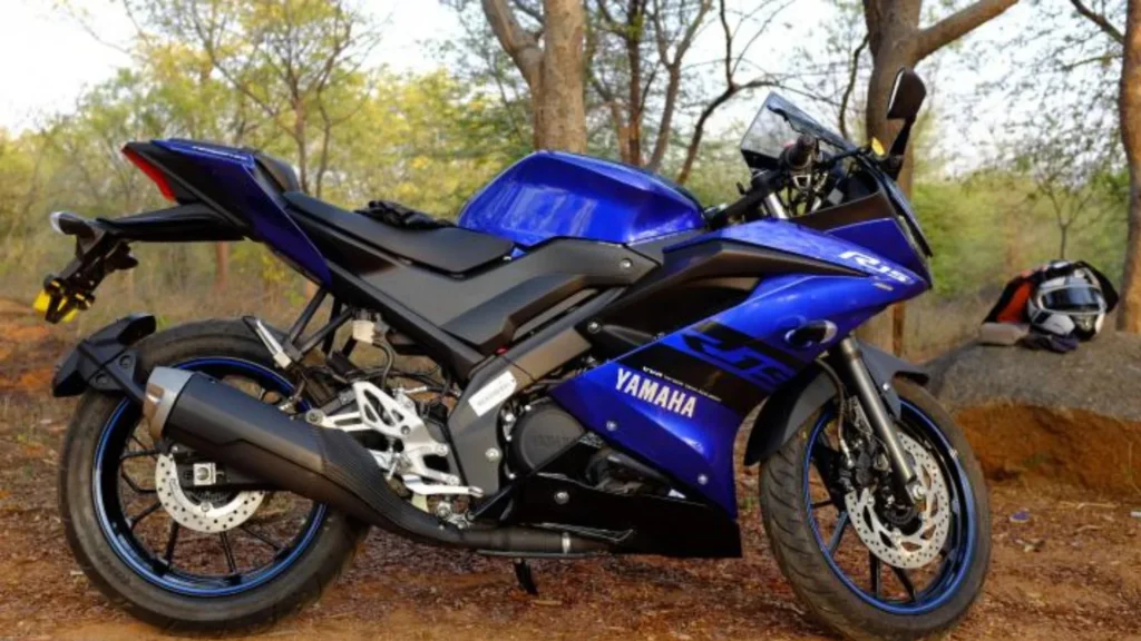 Yamaha R15S: Price, Specification and features