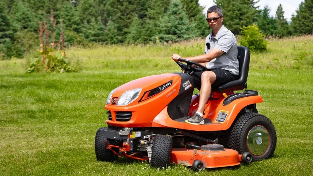 kubota lawn tractors